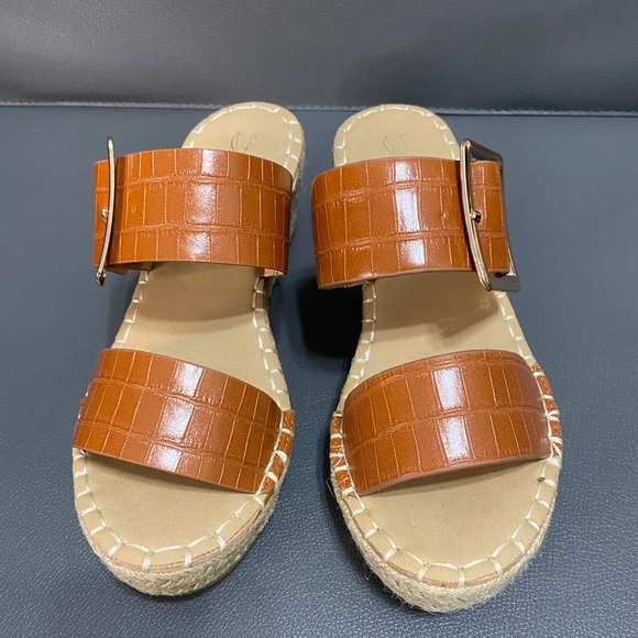 NIB Vintage Havana Robin Wedge Sandals - Picture 3 of 5